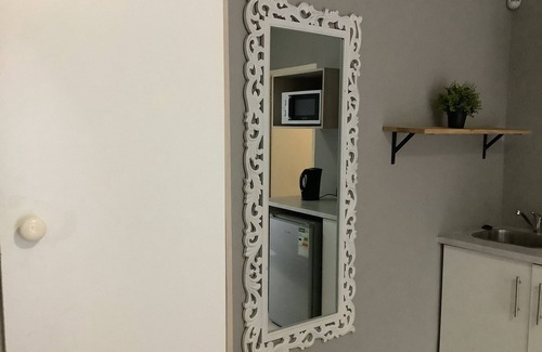 Greater Johannesburg Metropolitan Area House | Cozy Guestrooms in Midrand