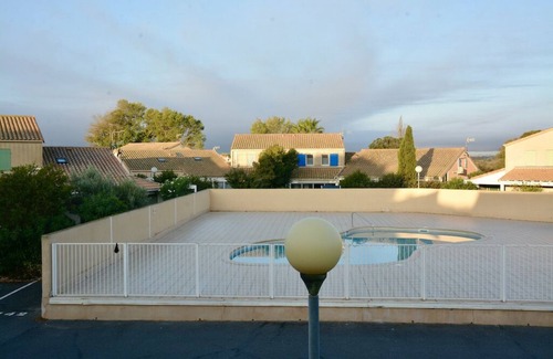 Portiragnes-Plage House | cozy holiday home, comfortable with air conditioning and located by the sea!
