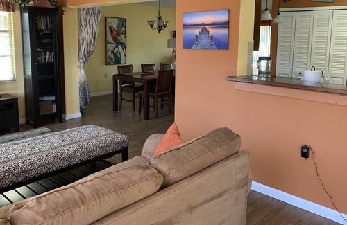 Forest Hills House | COZY HOLIDAY HIDEAWAY-Minutes from Beaches, Golf, Bike Trails, etc.