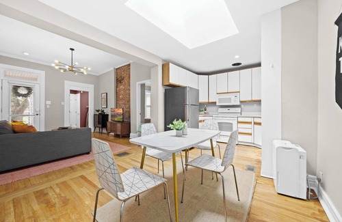 Cherokee Triangle Apartment | Cozy Home | 1BR Near Downtown + Prime Location!