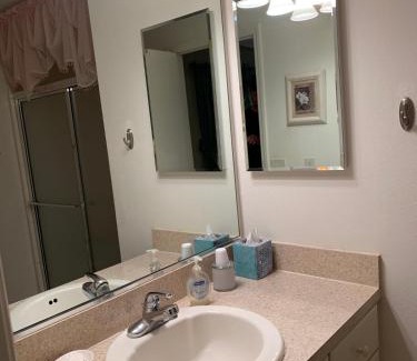 Liberty Park House | Cozy home, Between Lake Sumter & Brownwood!