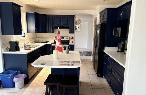 West Edmonton House | Cozy home