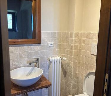 Asciano Apartment | Cozy home in countryside Asciano Siena -renovated!