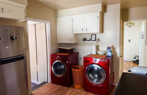 El Camino Village House | Cozy home in El Camino Village. 20 Minutes from the beach and LAX