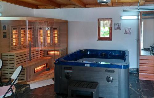 Gospic House | Cozy Home In Gospic With Sauna