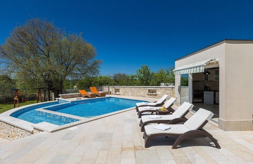 Sveti Petar u Sumi House | Cozy home in Sveti Petar u Sumi