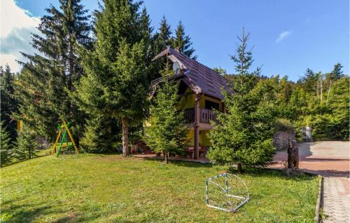 Lokve House | Cozy Home In Lokve With Jacuzzi