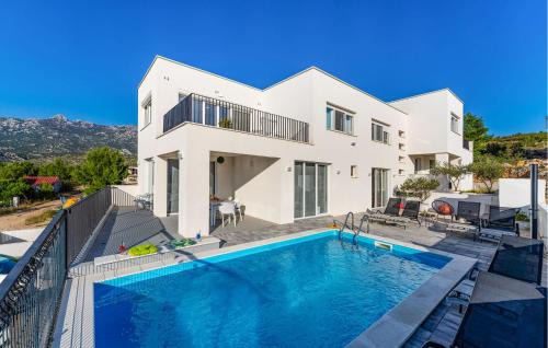 Rovanjska House | Cozy Home In Rovanjska