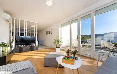 Rovanjska House | Cozy Home In Rovanjska