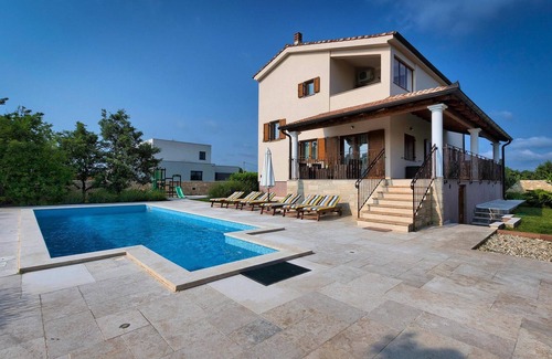 Stokovci House | Cozy home in Svetvincenat