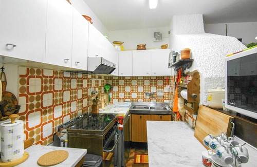 Stazzema House | Cozy home in Volegno with kitchenette