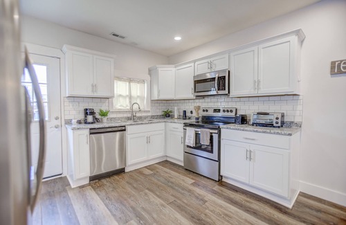Indianapolis House | Cozy Home minutes away from downtown Indy