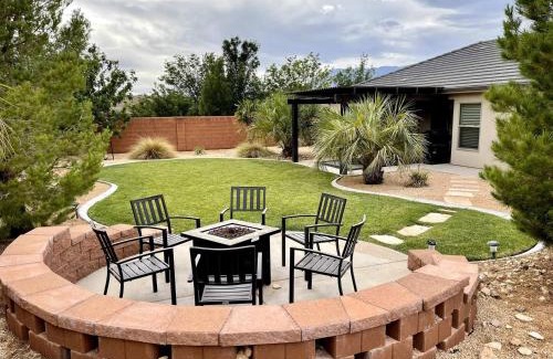La Verkin House | Cozy Home Near Zion With Fire Pit & Patio Dining