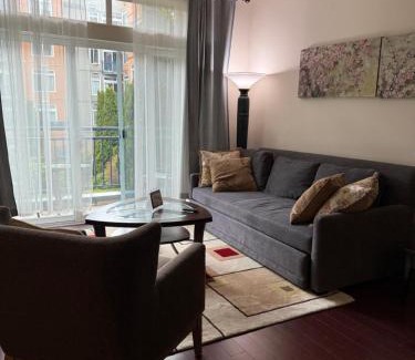 Belltown Apartment | Cozy home nearby most attractions Seattle center