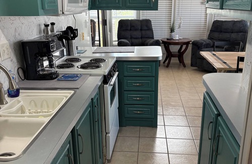 Port Isabel Cottage | Cozy Home Sunset Haven