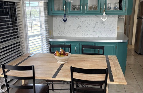 Port Isabel Cottage | Cozy Home Sunset Haven