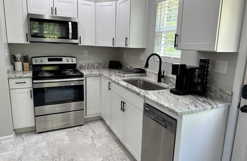 Fry's Spring House | Cozy Home with Walking Distance to Scott Stadium