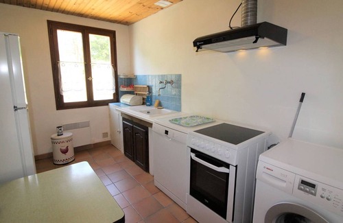 Domino House | Cozy House Near Beach - Quiet Area, Garden, Wi-Fi, Pet Friendly, Parking