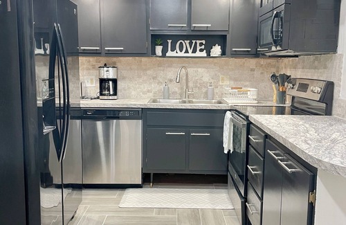 New Port Richey House | Cozy house in downtown new port richey