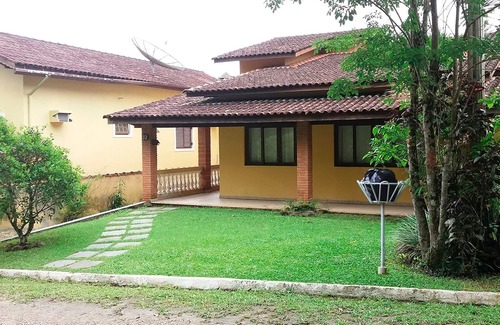 Parque Imperial House | Cozy House in Gated Community -3 bedrooms (1 suite)-3 bathrooms-Internet