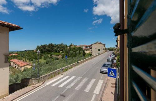 Panzano in Chianti Apartment | Cozy House In Panzano In Chianti