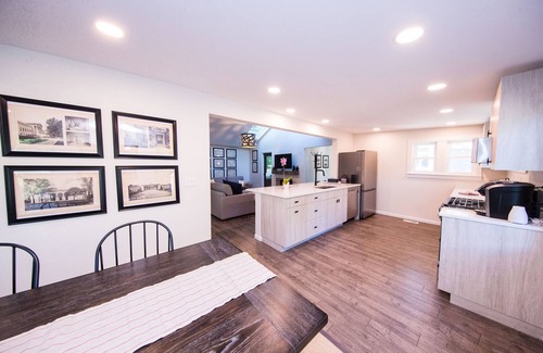 Zenda House | Cozy House perfect to enjoy the lake with Beach & Boat launch 2 minutes drive.