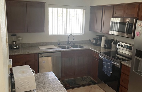 Sun City House | Cozy house, quiet area, large AZ room, 10 min from Glendale Stadium