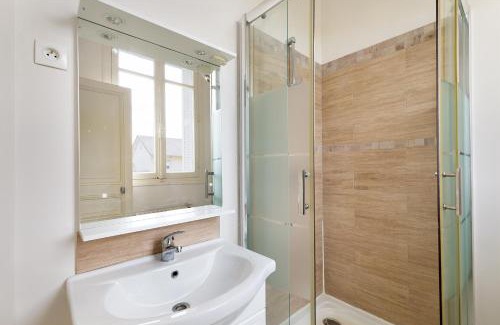 Limeil-Brevannes House | Cozy house with garage & large garden, PARIS Center 30min RER A, Orly airport