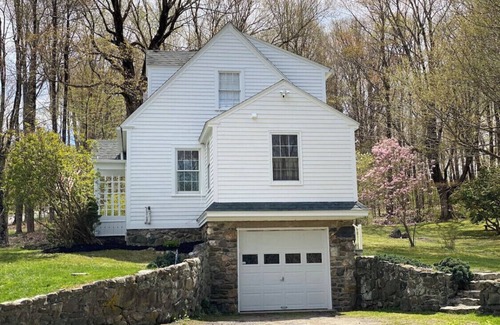 Litchfield House | Cozy in the hills of Cape Litchfield