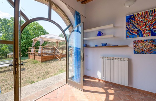 Castelnuovo di Val di Cecina House | Cozy home in Castelnuovo Val di Cecina