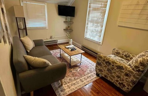 Kanawha City Apartment | Cozy Kanawha City Apartment!