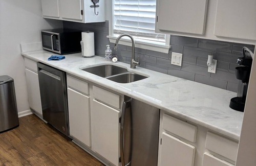 Lake Hamilton Condo | Cozy lake get-away