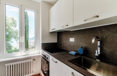 Castagnola Apartment | Cozy lake view apartment in Ruvigliana (DREAM LAKE 1)