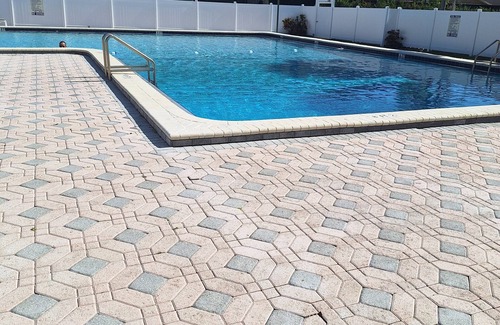 Pompano Beach Condo | Cozy Lake view King bedroom full bathroom includes fitness room,and pool.