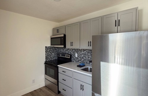 Osage Beach Cabin | Cozy Lakefront Penthouse Suite
