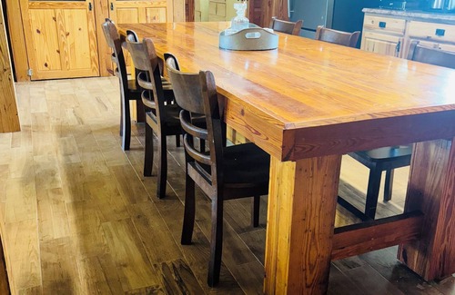 Kite Cabin | Cozy Lakeside Cabin, Hot tub, Outdoor Fire pit. Star Gazing Zone!