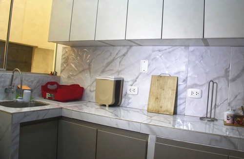 Puente Piedra Apartment | Cozy loft apartment .modern kitchen wifi, Netflix. Ideal executive home office.