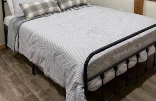 Lanesborough Apartment | Cozy Loft Apartment