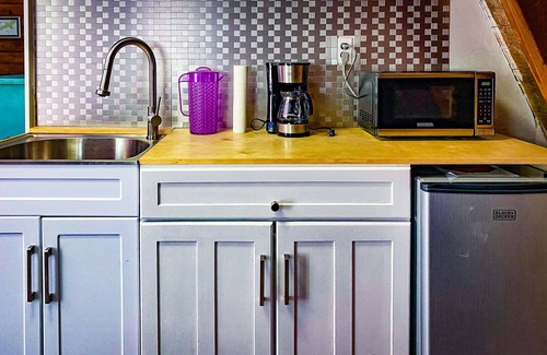 Wurtsboro Cabin | Cozy Loft Cabin high above Bashakill Wildlife Refuge