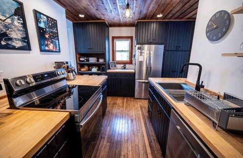 Cable Cabin | Cozy Loon Cabin in Namakagon on Little Bass Lake