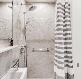 Marina District Apartment | Cozy Marina Studio W Murphy Bed & Garden Oasis