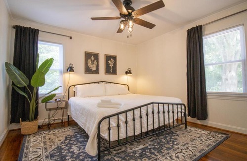 Mauldin House | Cozy Mauldin Hill by Brick and Home