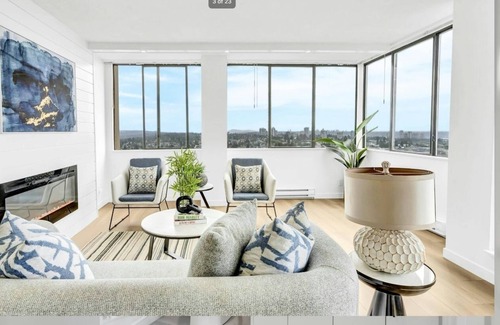 Burnaby Condo | Cozy, Modern 2 bedroom condo in Burnaby