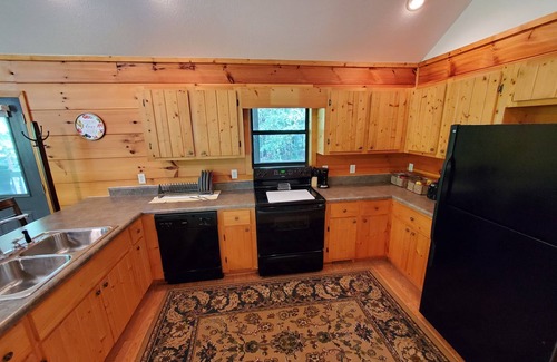 Blairsville Cabin | Cozy Modern Cabin, Fall in Love with Nature Again!