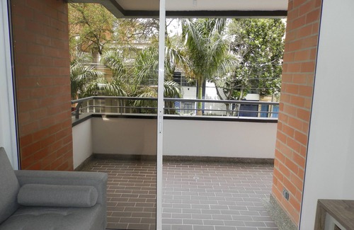 Laureles - Estadio Apartment | Cozy, modern, private Bedroom with bathroom in Apartment
