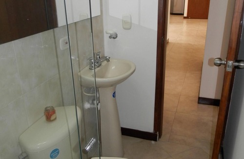 Laureles - Estadio Apartment | Cozy, modern, private Bedroom with bathroom in Apartment