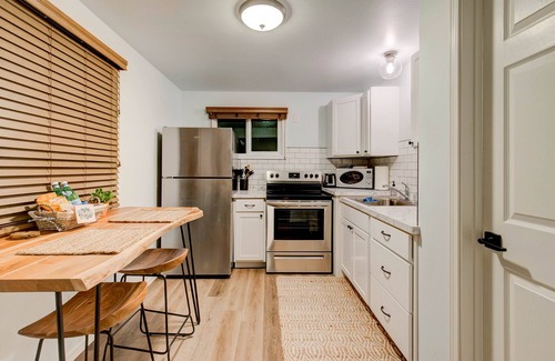 Spokane Apartment | Cozy Modern Studio 3 minutes from Downtown