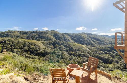 Anitapolis House | Cozy mountain chalet with hot tub | VST028