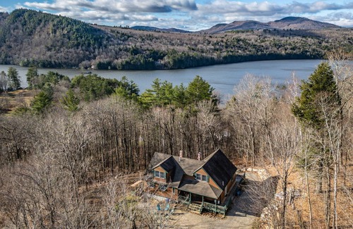 Bryant Pond Cabin | Cozy mountainside Sunday River Cabin Retreat