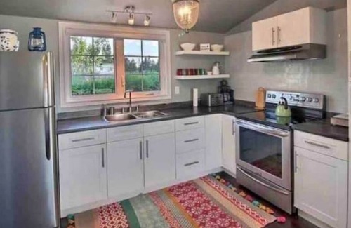 Beaubassin East Cottage | Cozy Oceanfront Cottage